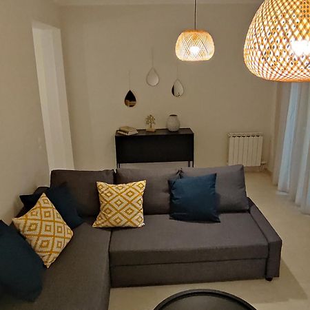 Angelique'S Cozy Apartment Alepou Extérieur photo